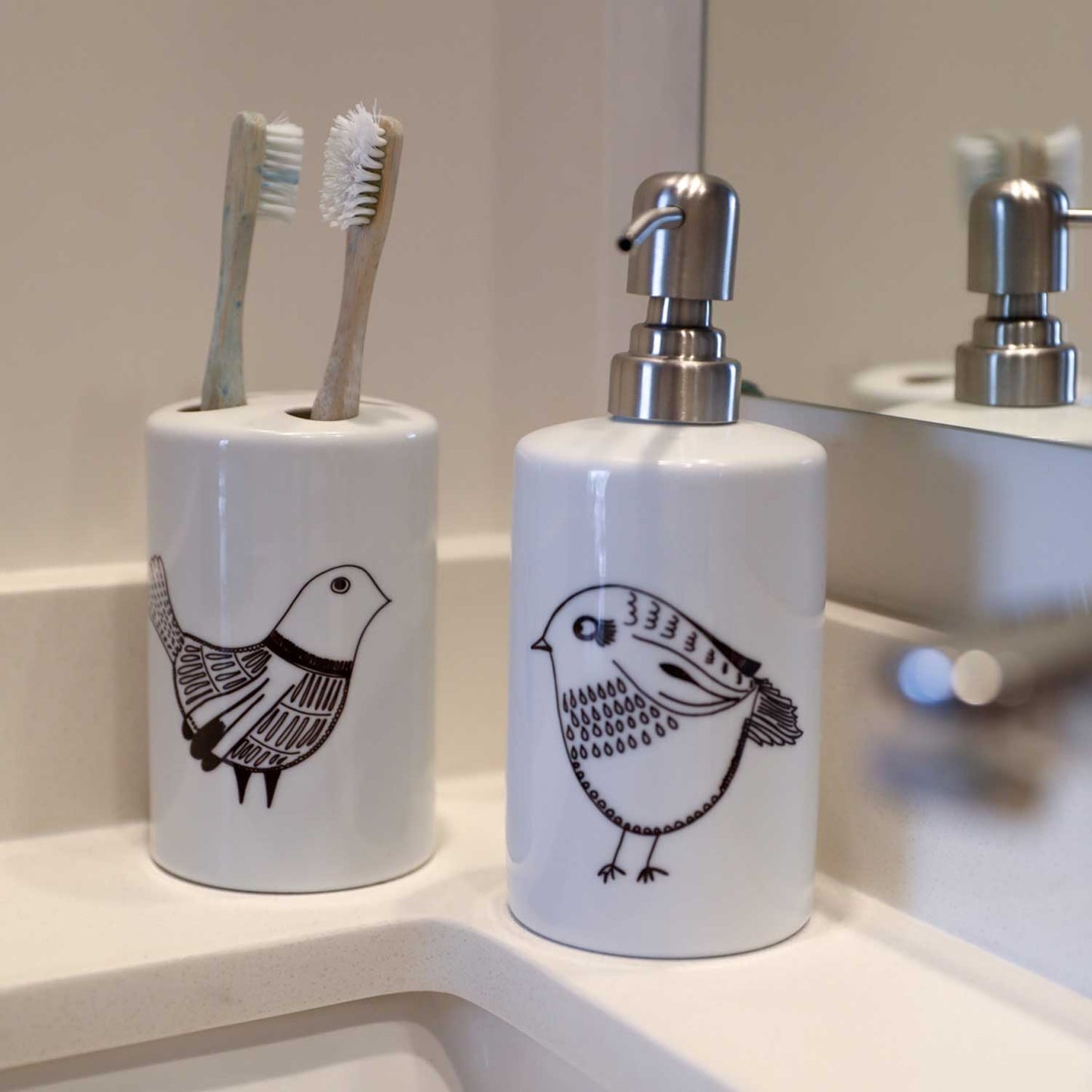 Set de baño cerámica varios diseños 2 piezas